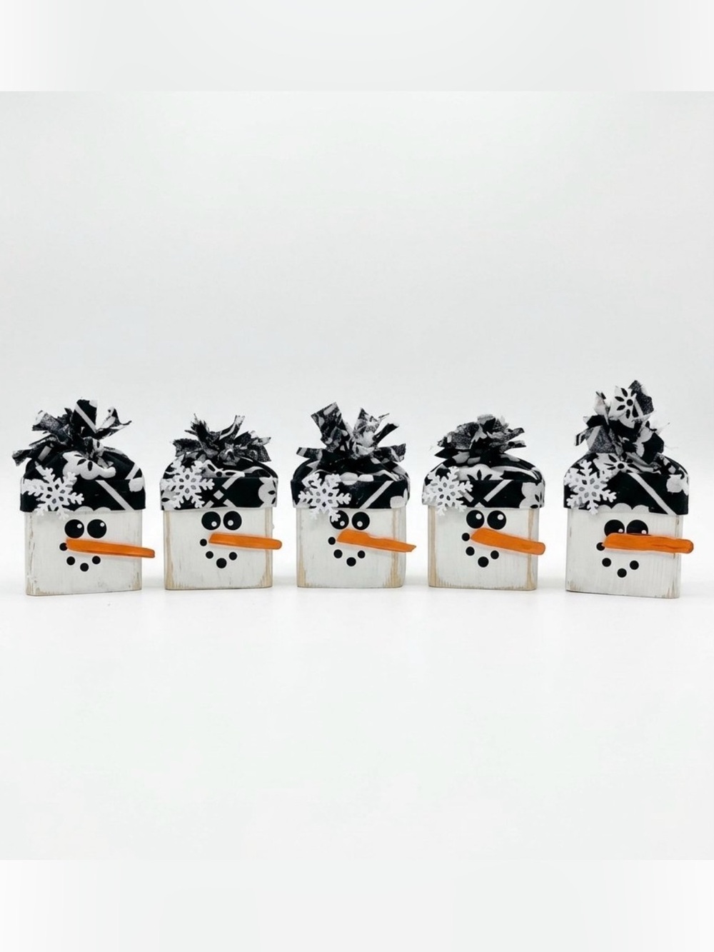 Holiday Winter Snowman Decorative Blocks Set of 5 Christmas Cube Ornaments Gifts